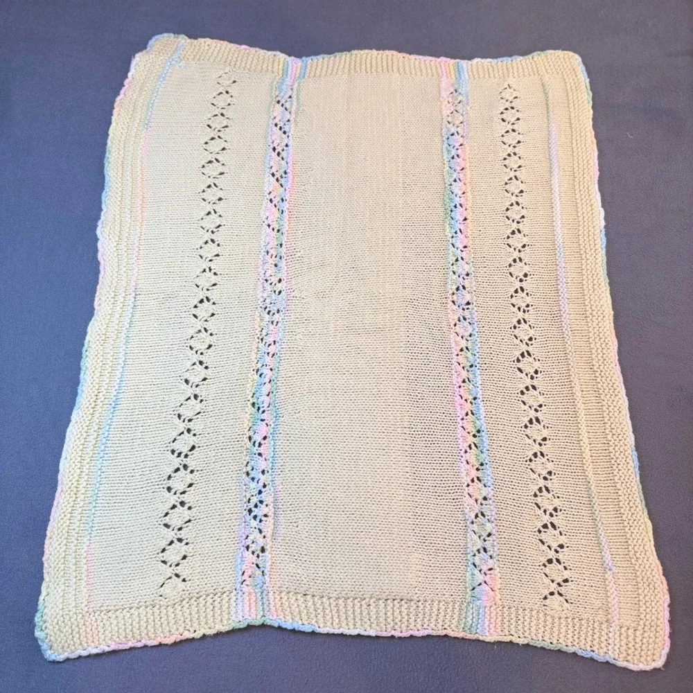 Vintage Handmade Pastel Yellow Knit Baby Blanket Rainbow Lace Trim 28x31‎